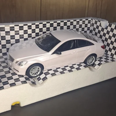 AZ Exalted Racing 1:14 RC Luxury Sports Car with Lights - Image 3 | Karkhano Market Pakistan