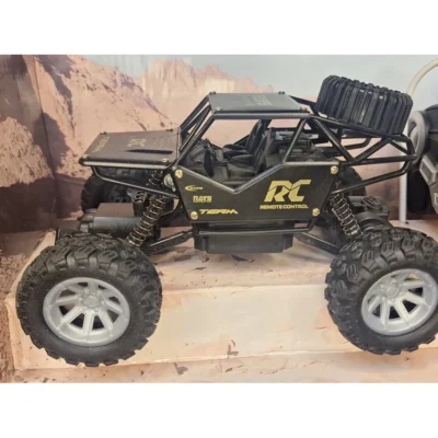 1:18 Alloy RC Rock Crawler Off-Road Truck - Image 3 | Karkhano Market Pakistan