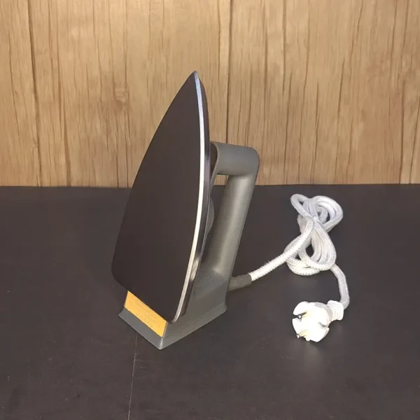 Cosmos FS-319 400W Ceramic Dry Iron – Auto Cutoff — Cosmos Fs 319 400w Ceramic Dry Iron – Auto Cutoff 3 | Karkhano Market Pakistan
