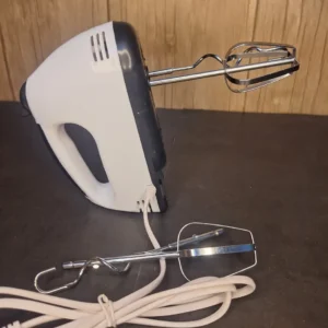 Hand Mixer 180W 7 Speed One-Touch Eject