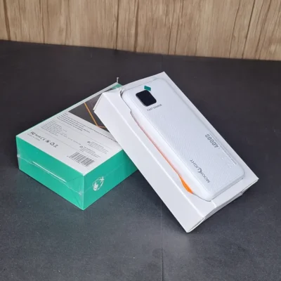 Moonlight P-5 40000mAh Fast Charging Power Bank (2) Moonlight P-5 40000mAh Fast Charging Power Bank - Image 2 | Karkhano Market Pakistan