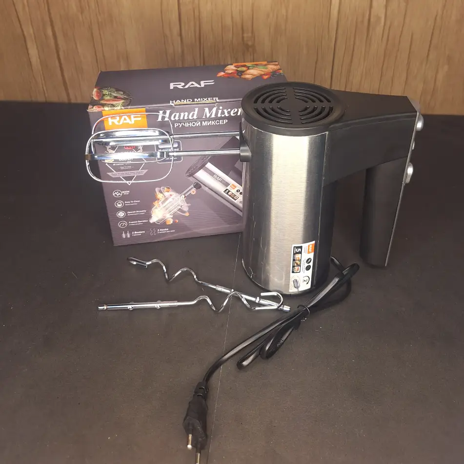 RAF 800W hand mixer with dough hooks Pakistan