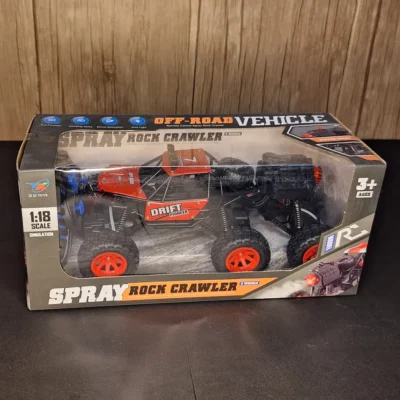 RC Rock Crawler with Water Spray (4) RC Rock Crawler with Water Spray