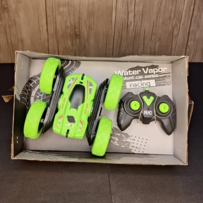 RC Stunt Car with Water Vapor RC Stunt Car with Water Vapor
