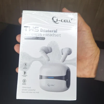 TWS J07 Wireless Earbuds – Hi-Fi Audio, 10mm Bass, 30H Charge - Image 2 | Karkhano Market Pakistan