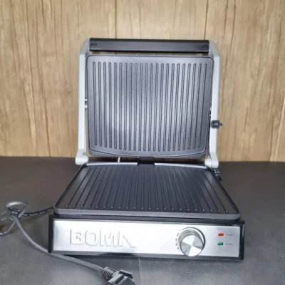 BOMA BM-2001 2000W Contact Grill (3) BOMA BM-2001 Contact Grill | Double-Sided Heat