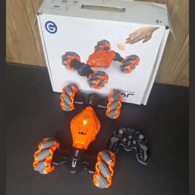 Distortion Stunt Car – Gesture-Controlled RC Twist Car for Boys