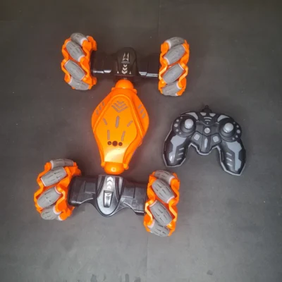 Distortion RC Stunt Car