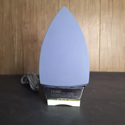 Haier Dry Iron SI-2024 (3) Haier Dry Iron SI-2024 – Reliable Non-Stick Gliding Iron