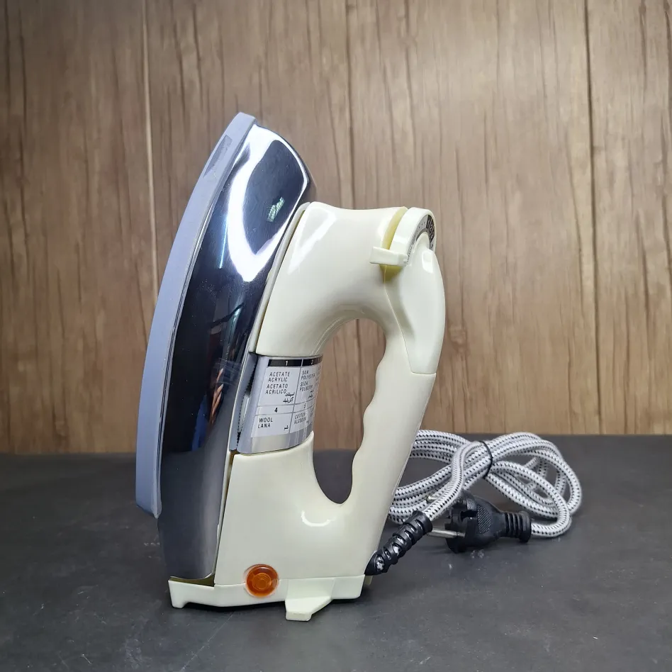 Haier dry iron Pakistan