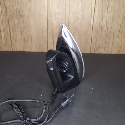 RAF R.1104 1000W Nano Ceramic Electric Iron