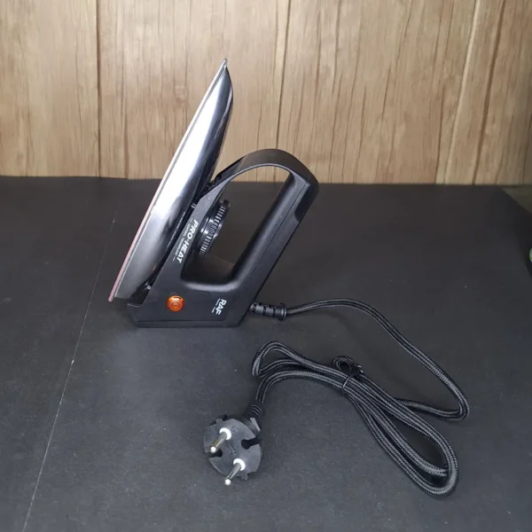 RAF R.1104 Nano Ceramic Electric Iron