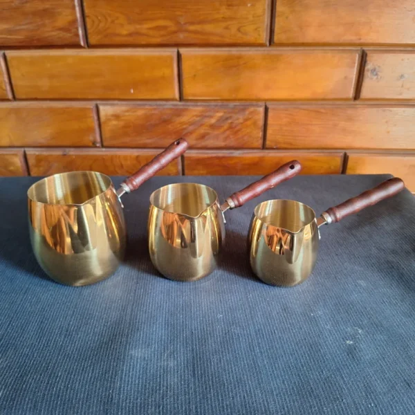 Coffee pot set showing 7oz 14oz 21oz sizes Coffee pot set showing 7oz 14oz 21oz sizes