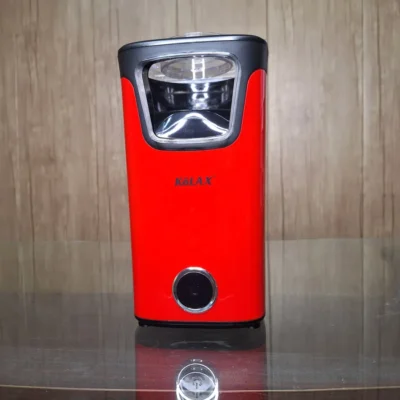 Hot air popcorn maker with fresh popcorn bowl