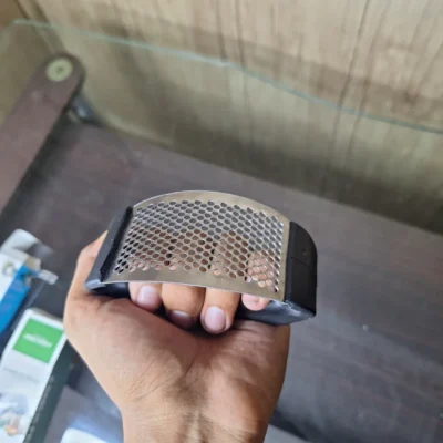 garlic crusher