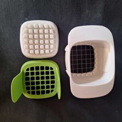 Hand-Operated Vegetable Chopper for Quick Prep