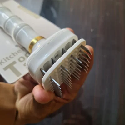 Meat tenderizer tool with stainless steel needles Meat tenderizer tool with stainless steel needles