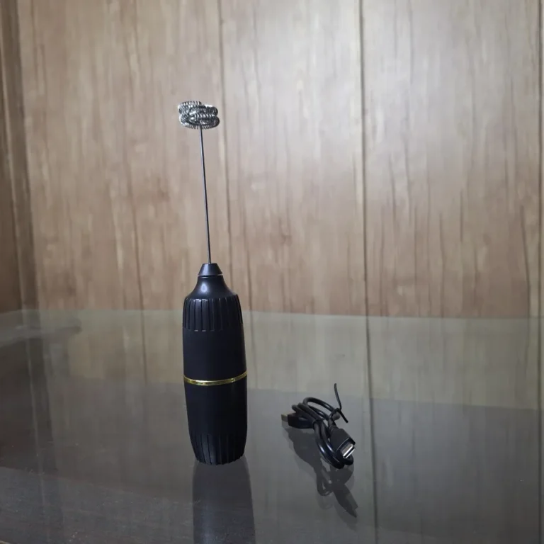 Portable milk frother maker for coffee