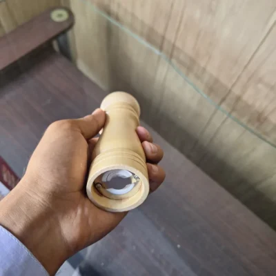 Wooden Manual Pepper Grinder – Durable Pick