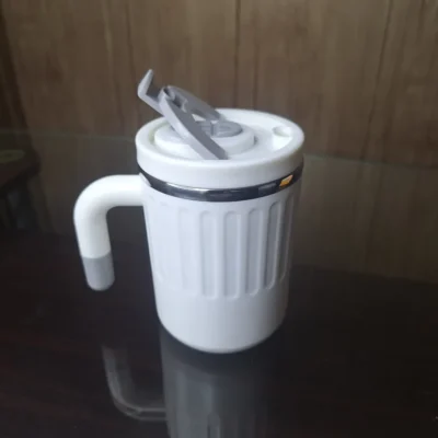 Stainless steel mug with straw