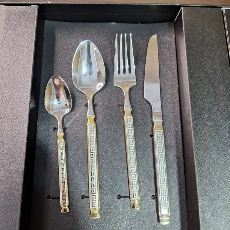 24 piece German stainless steel cutlery set place setting in box