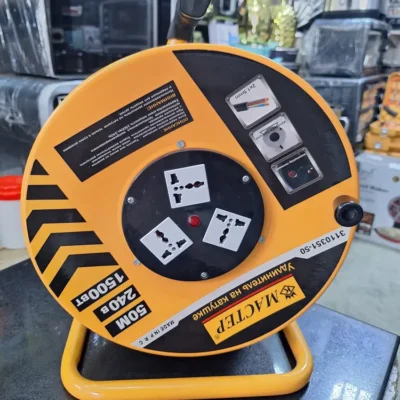 Master 3110351-50 - Reel Face and Sockets Master 50m extension cable reel with 3 universal sockets