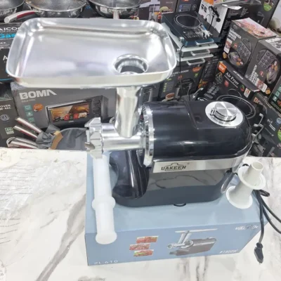 Uakeen ZL-610 - Full Unit Assembled Uakeen ZL-610 meat grinder full unit assembled in hand