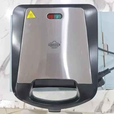 Uakeen ZL-416 - Full Unit Top View Uakeen ZL-416 sandwich maker closed unit top view