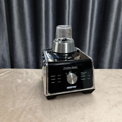 Geepas GMC46025P UltraPower Flexible Food Chopper speed control dial